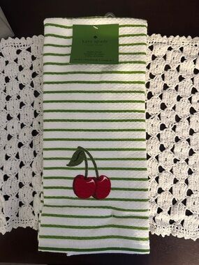 Nwt Kate spade cherry kitchen towels set
